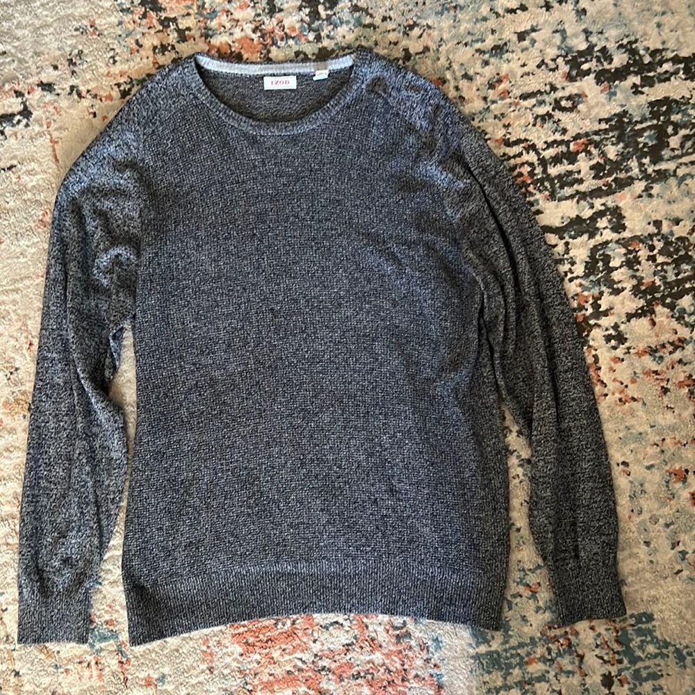 Izod sweater